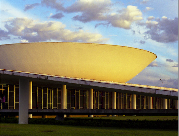 Legislative Effectiveness and Informal Institutions: Evidence from Latin America